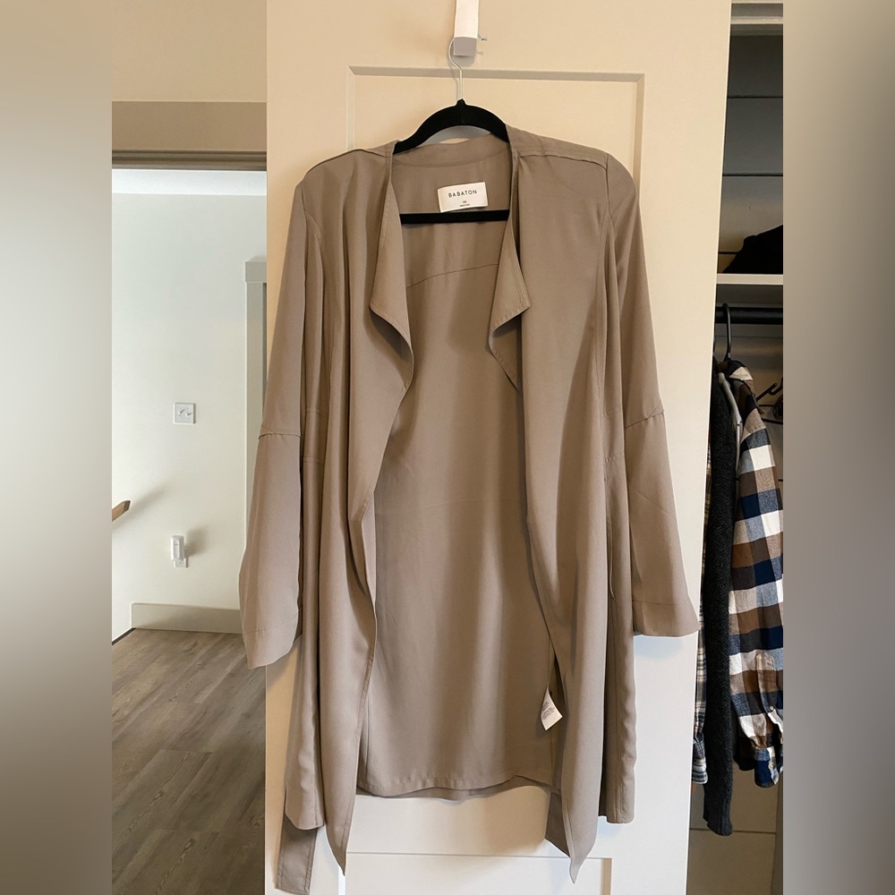 Babaton Flowy Trench Coat